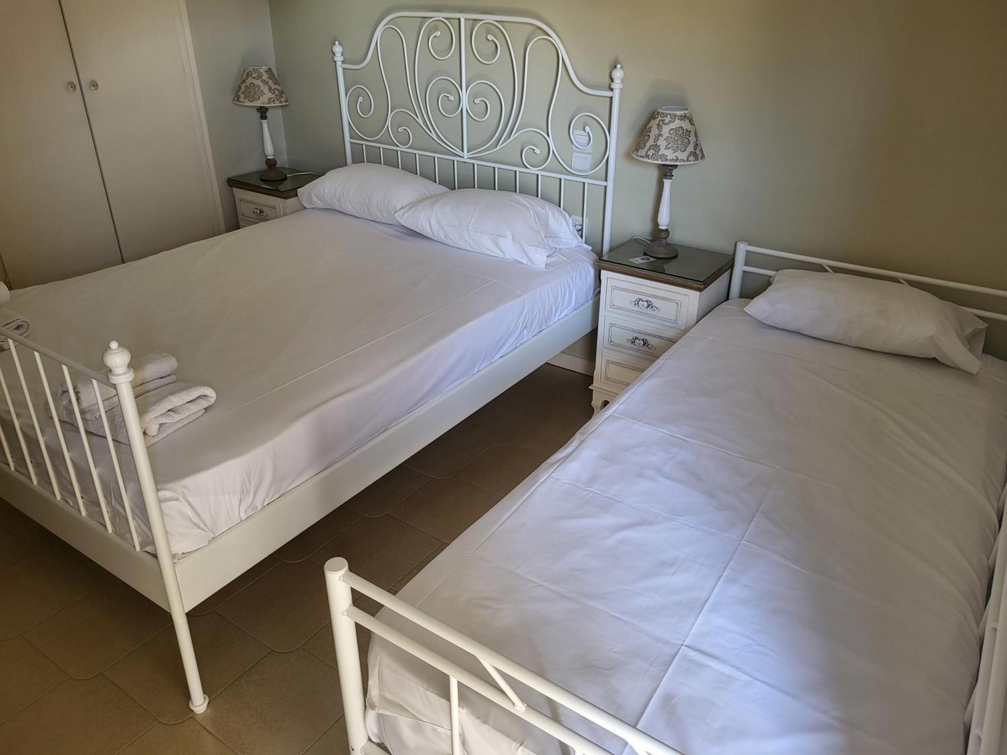 Margarita Rooms Kalamákion 部屋 写真